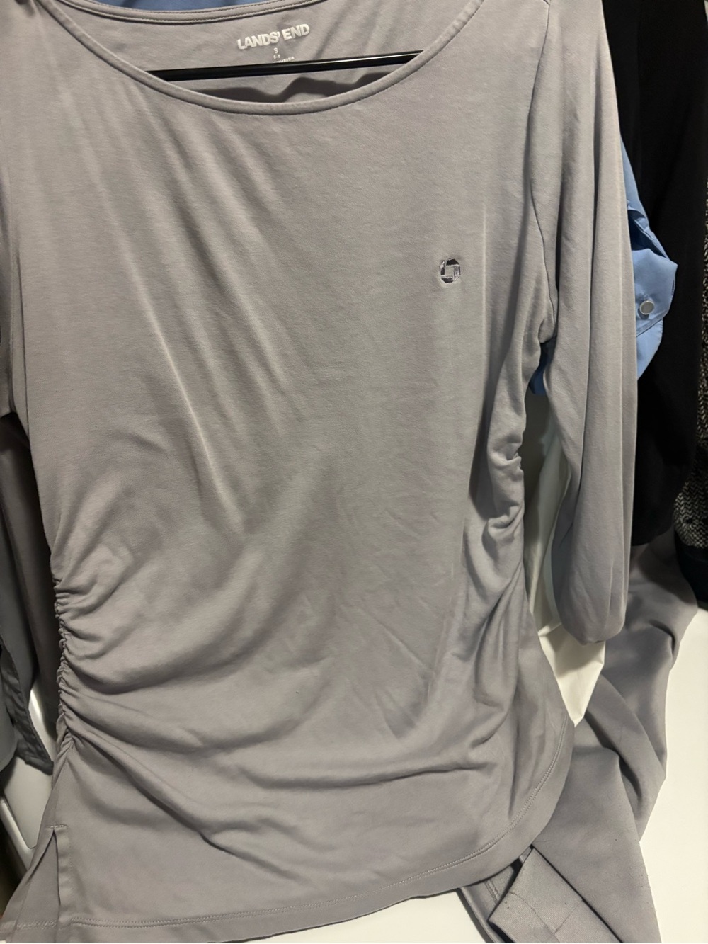 Lands' End Women's Light Gray Long-Sleeve Crew Tee